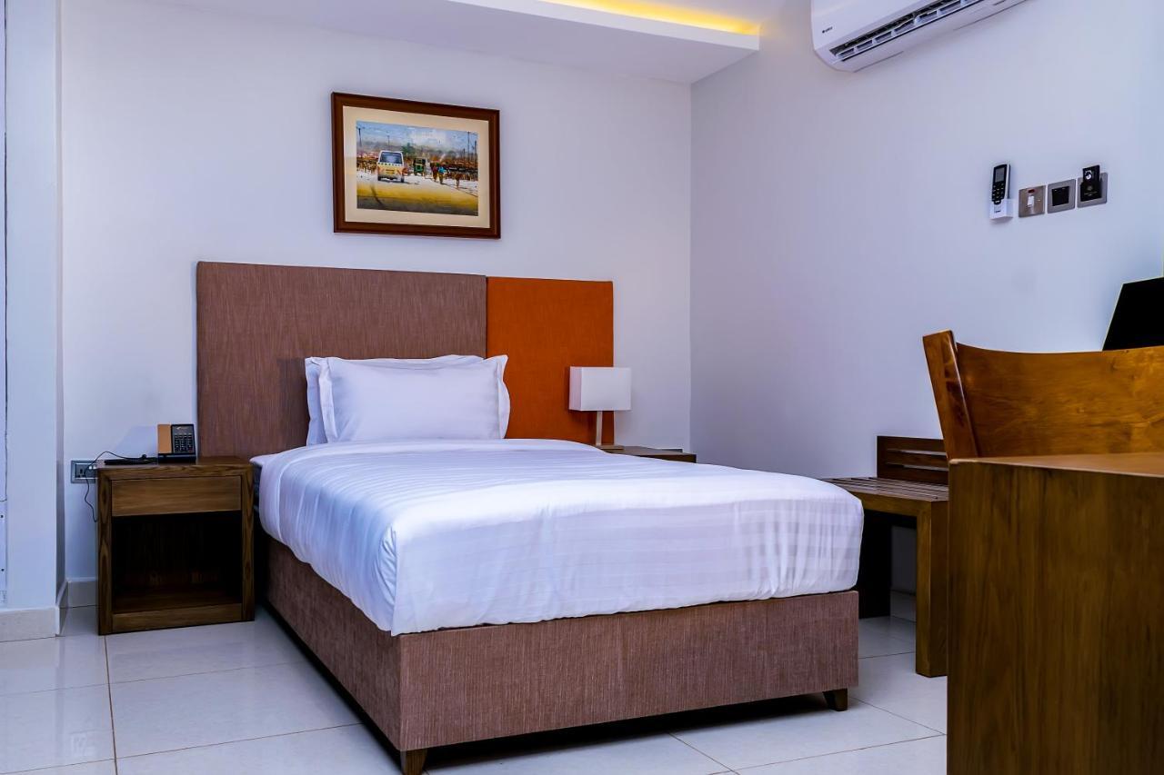 Canary Hotel Kampala Exteriér fotografie